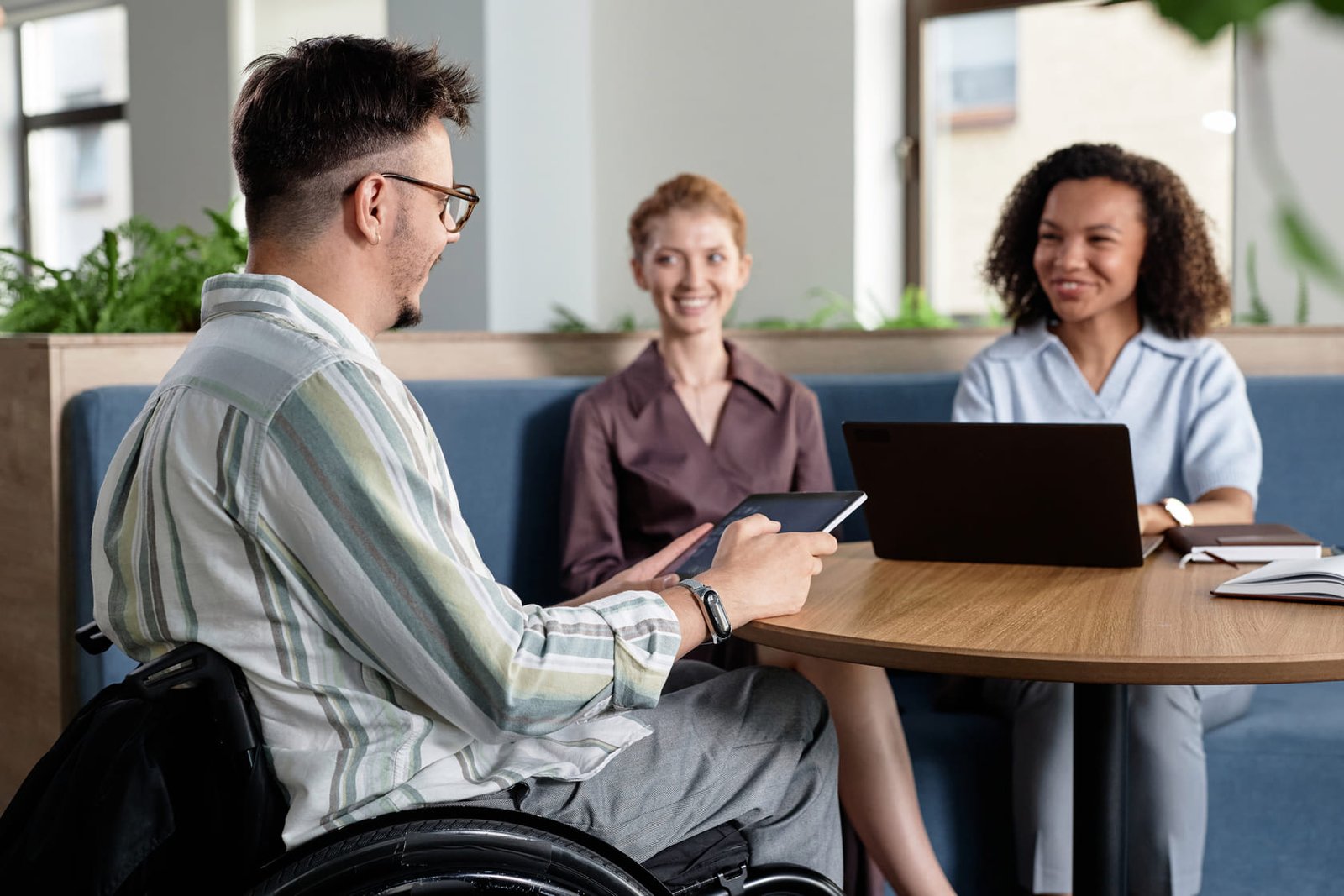 businessman discussing online presentation